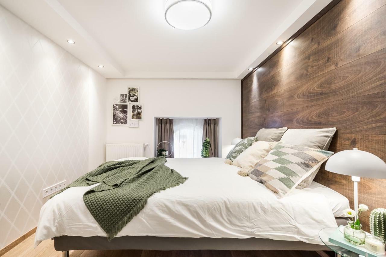 Bpr Luxurious & Stylish Duplex Home Budapest Exterior foto